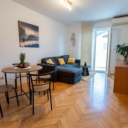 Apartment Bonaca โมโกชิซา ภายนอก รูปภาพ