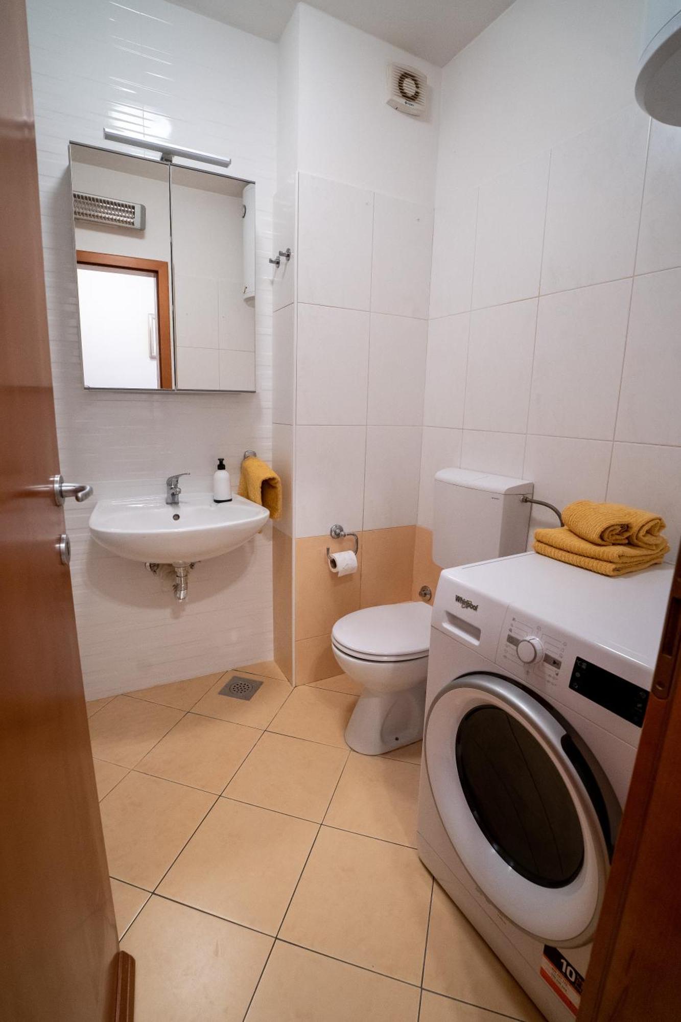 Apartment Bonaca โมโกชิซา ภายนอก รูปภาพ